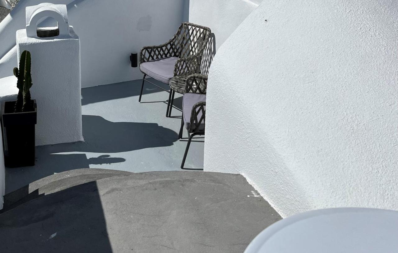 Aidos Villa Santorini Мегалохори Екстериор снимка